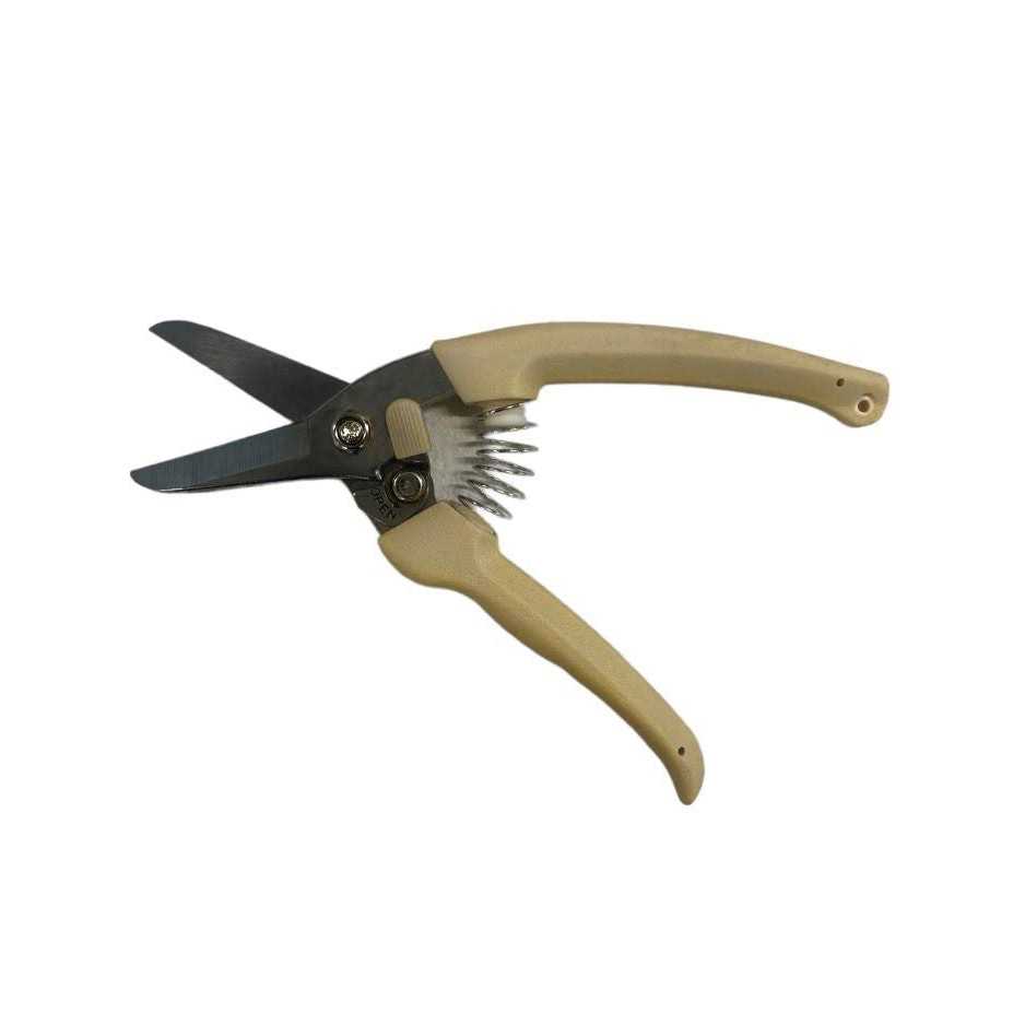 Alternative view of Piggy Poo and Crew Pig Hoof Trimmers