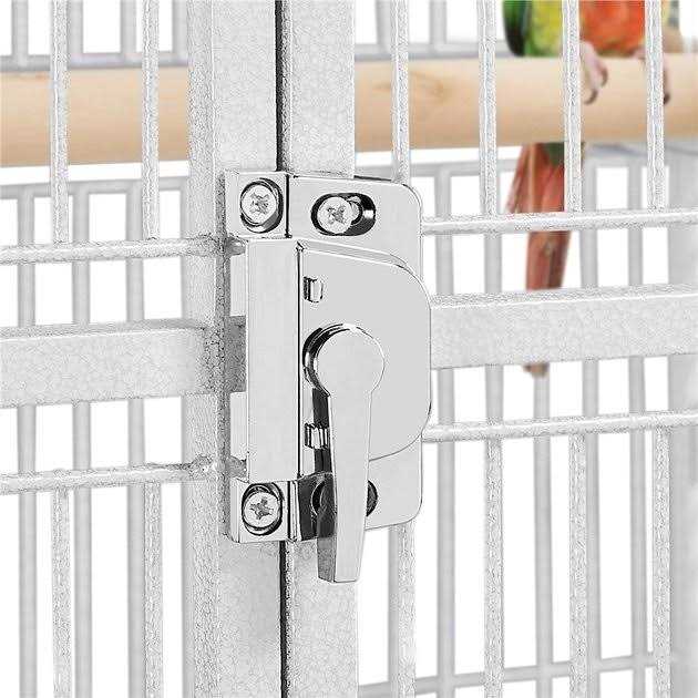 Alternative view of Yaheetech Rolling Metal Parrot Cage with Playtop