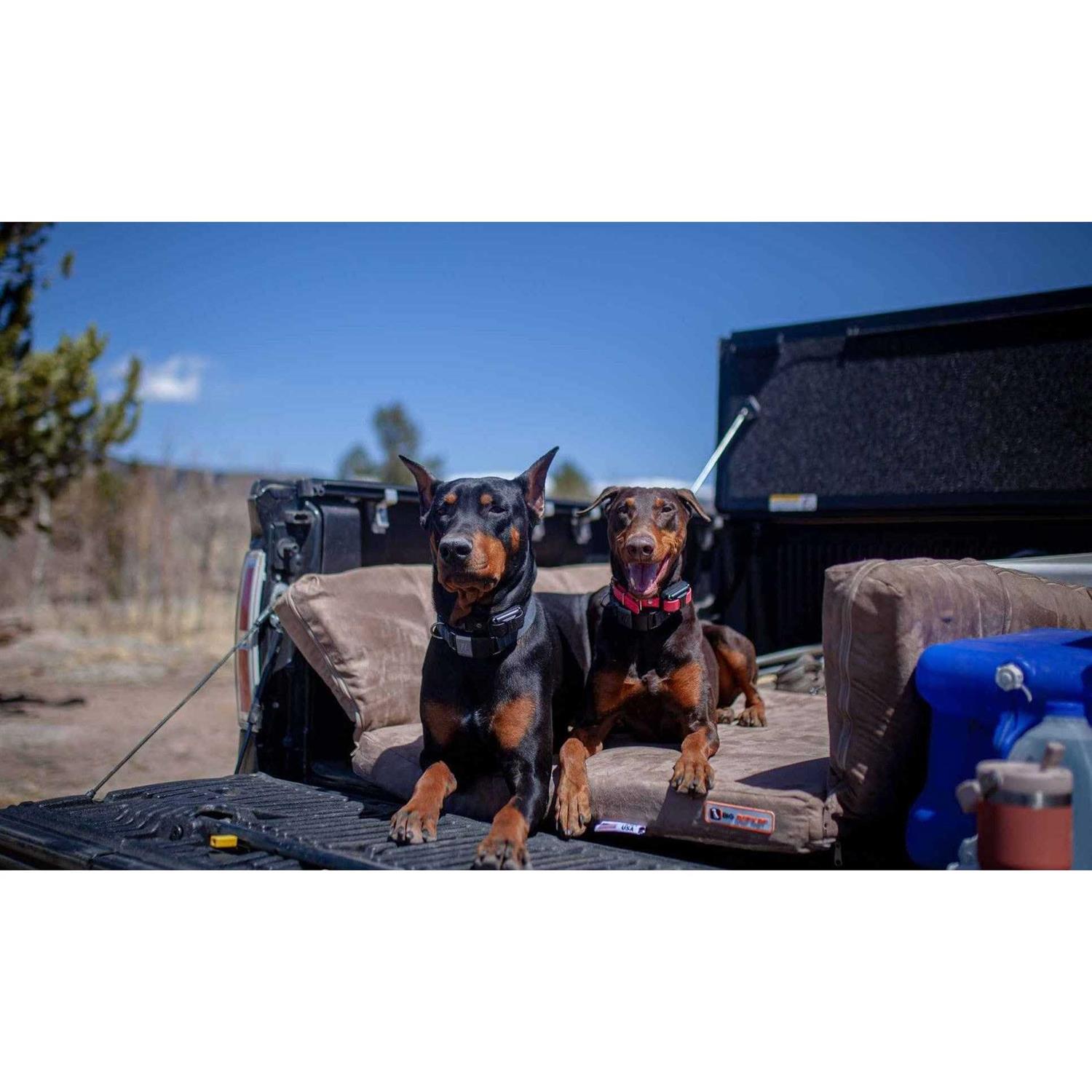 Alternative view of Big Barker Backseat Barker Travel Bed