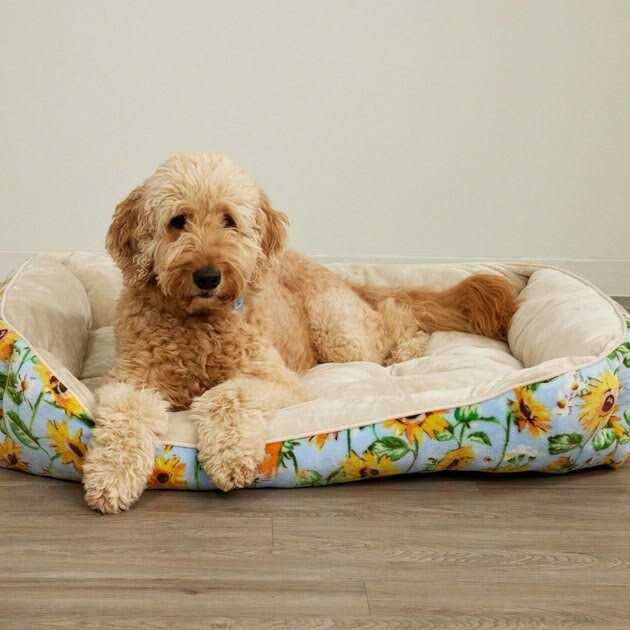 Alternative view of Vera Bradley Pet Bed