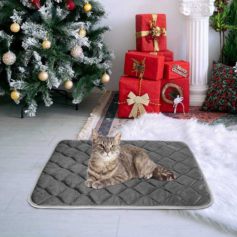 Alternative view of ULIGOTA Self Heating Cat Mat Thermal Pet Bed Mat Self-Warming Pet Crate Pad