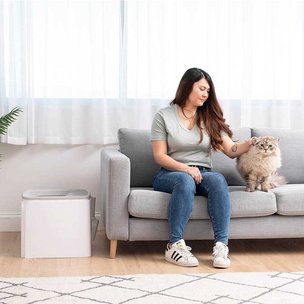 Alternative view of IRIS USA Premium Square Top Entry Cat Litter Box with Scoop