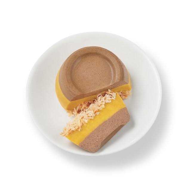 Alternative view of Solid Gold Triple Layer Pate Mousse & Shreds Pumpkin Cat Food